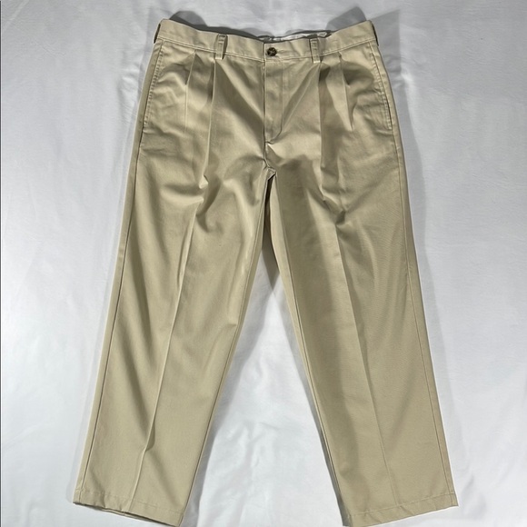 L.L. Bean mens beige rugged Classic Fit double pleated chino pants - size 34x27 - Picture 1 of 10